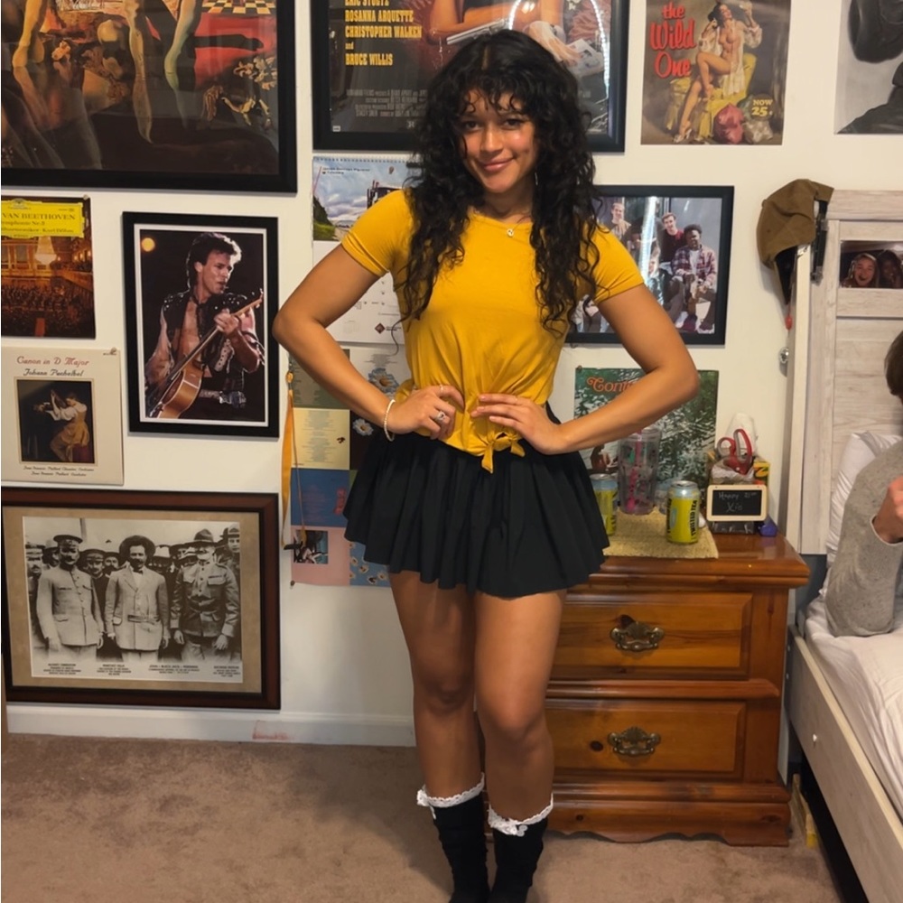 yellow tie shirt